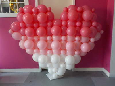 Ombre Link Heart Balloon Column